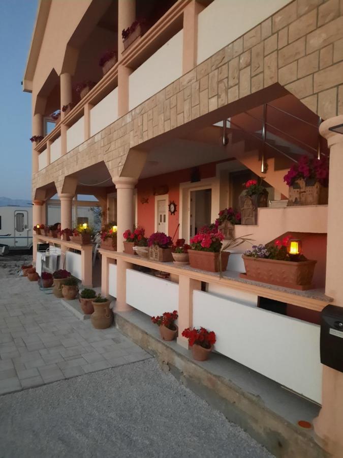 Appartement Penzion U Kapitana à Vir Extérieur photo